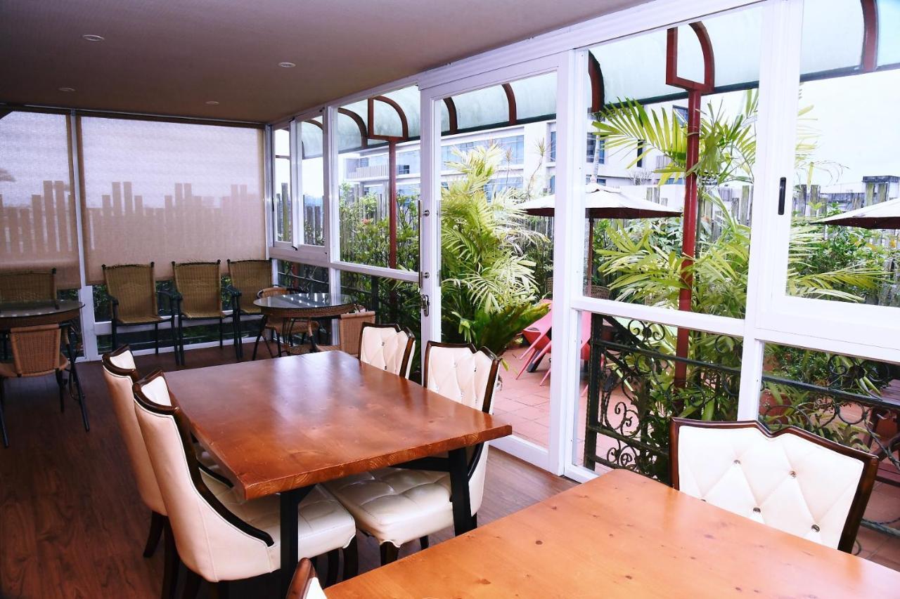 England Business Motel Yilan Exterior photo