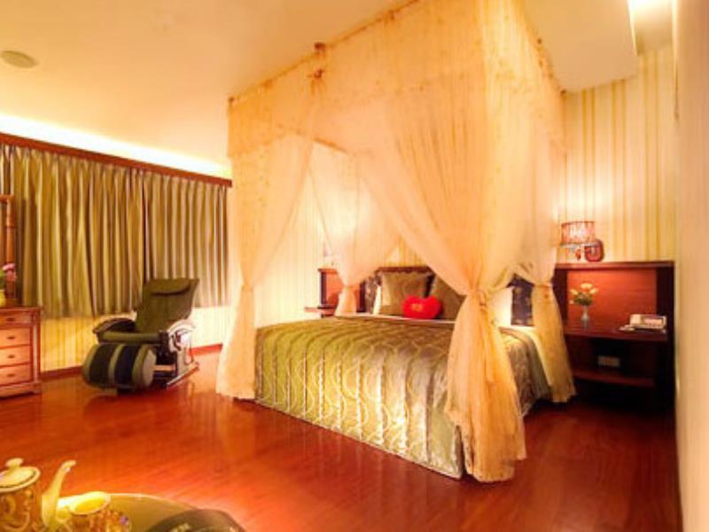 England Business Motel Yilan Exterior photo